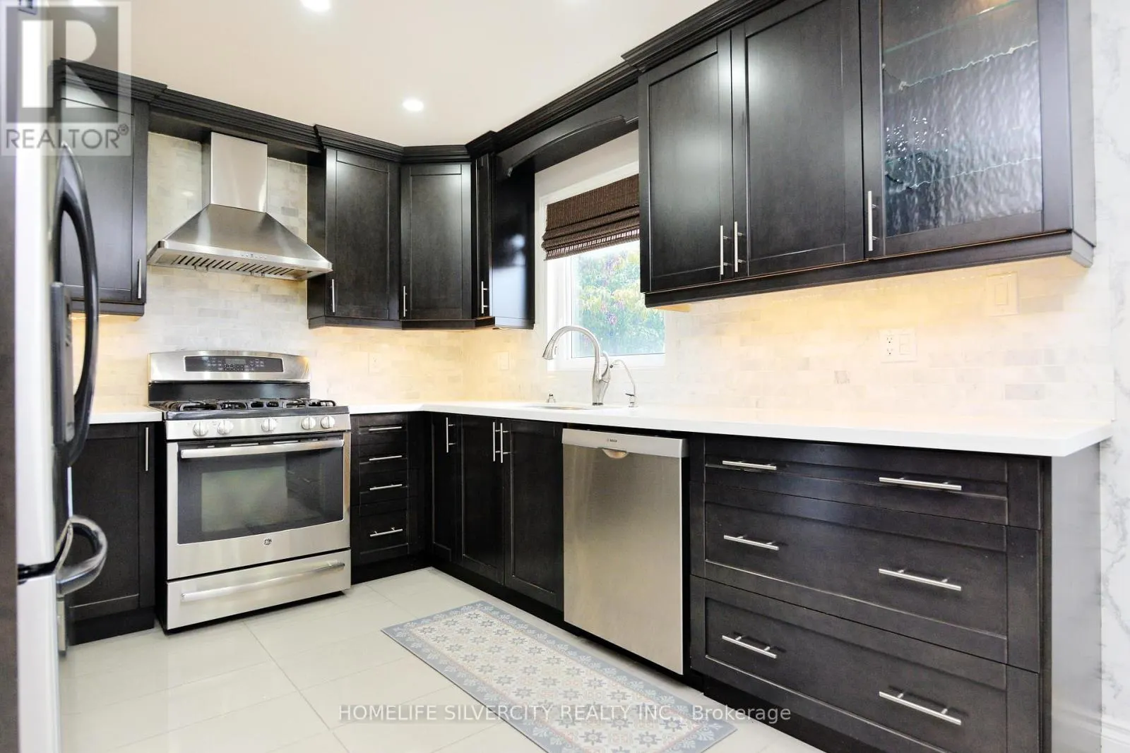 38 ESPOSITO DRIVE