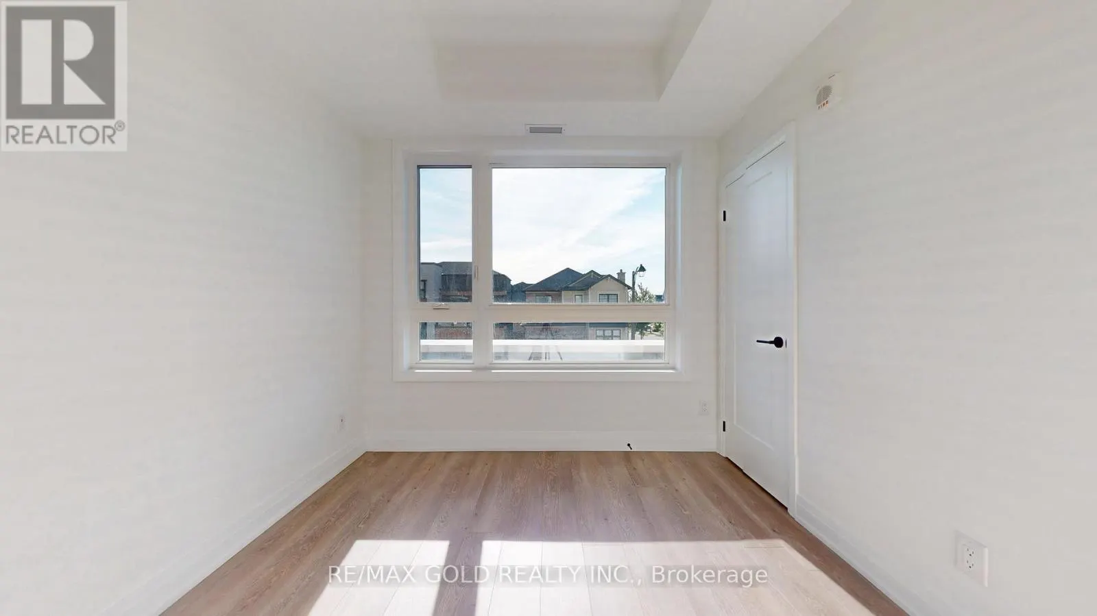 233 - 3250 CARDING MILL TRAIL N