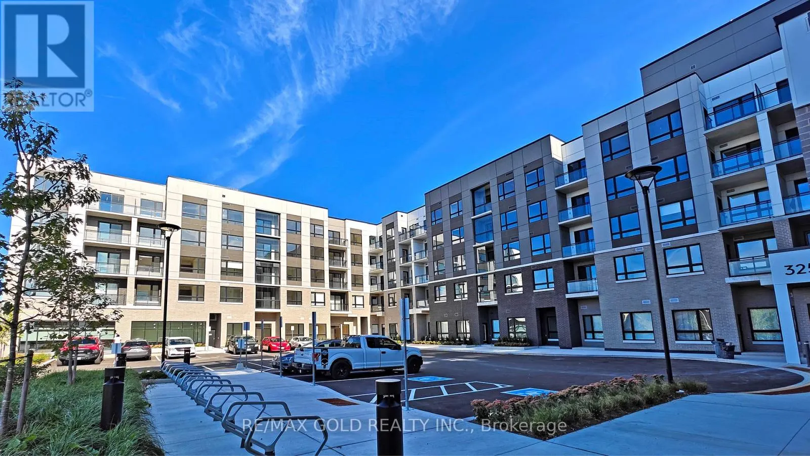 233 - 3250 CARDING MILL TRAIL N
