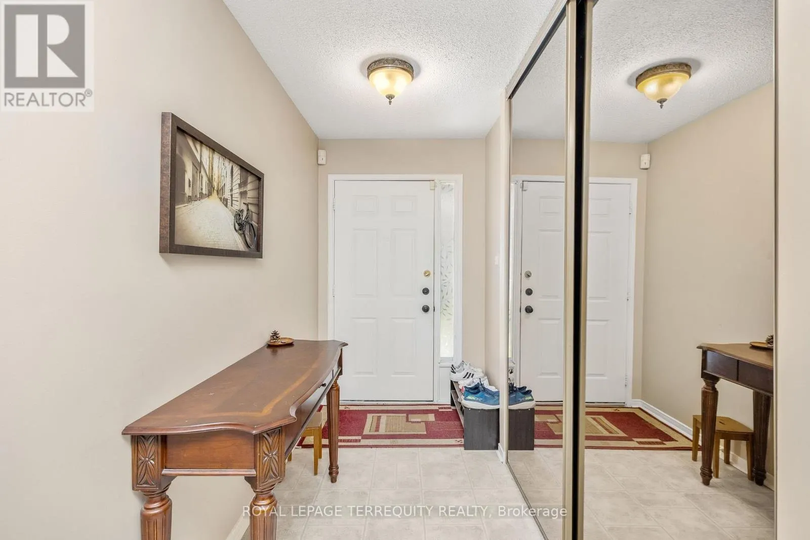 526 RENFORTH DRIVE