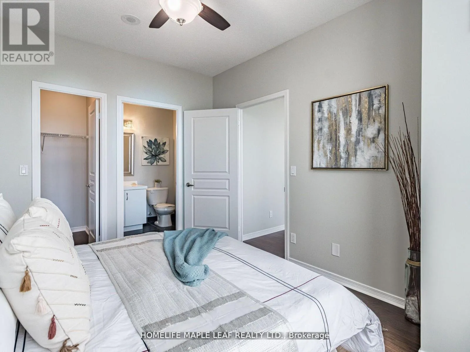 LPH02 - 2240 LAKESHORE BOULEVARD W