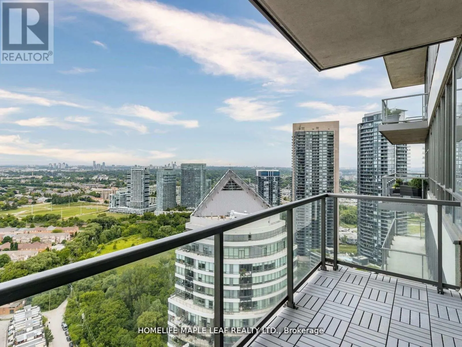 LPH02 - 2240 LAKESHORE BOULEVARD W