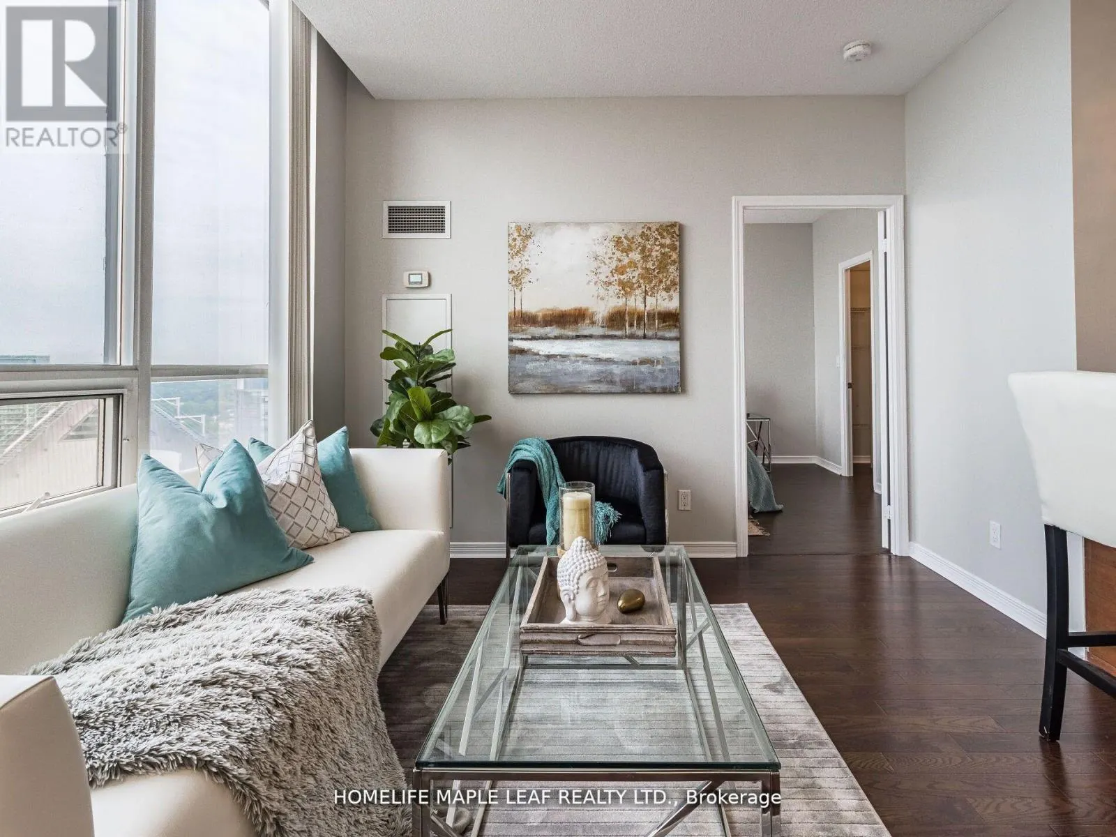 LPH02 - 2240 LAKESHORE BOULEVARD W