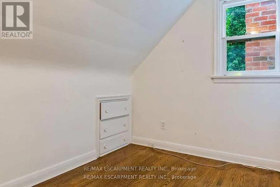 330 POPLAR DRIVE