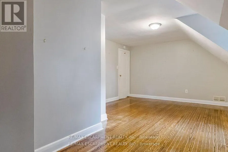 330 POPLAR DRIVE