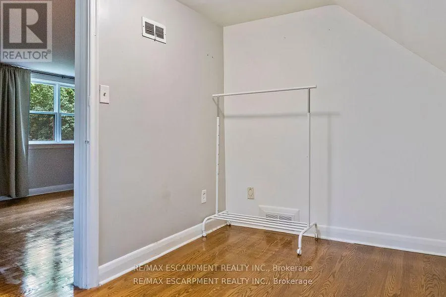 330 POPLAR DRIVE