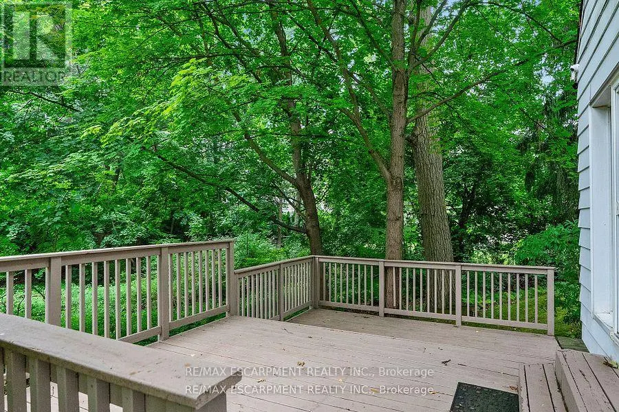 330 POPLAR DRIVE