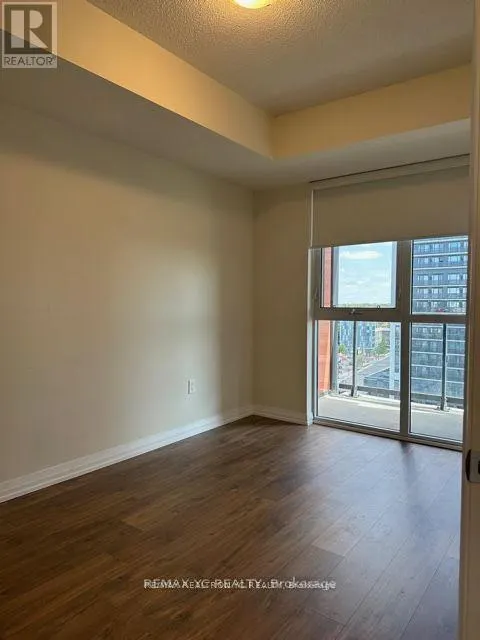 1110 - 50 THOMAS RILEY ROAD
