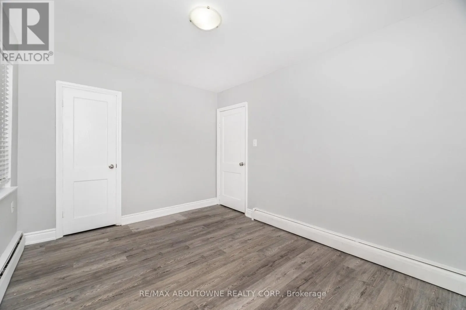 2077 LEIGHLAND ROAD