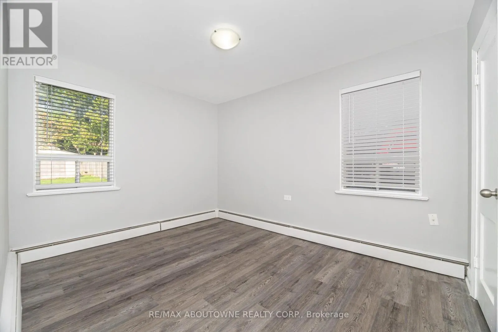 2077 LEIGHLAND ROAD