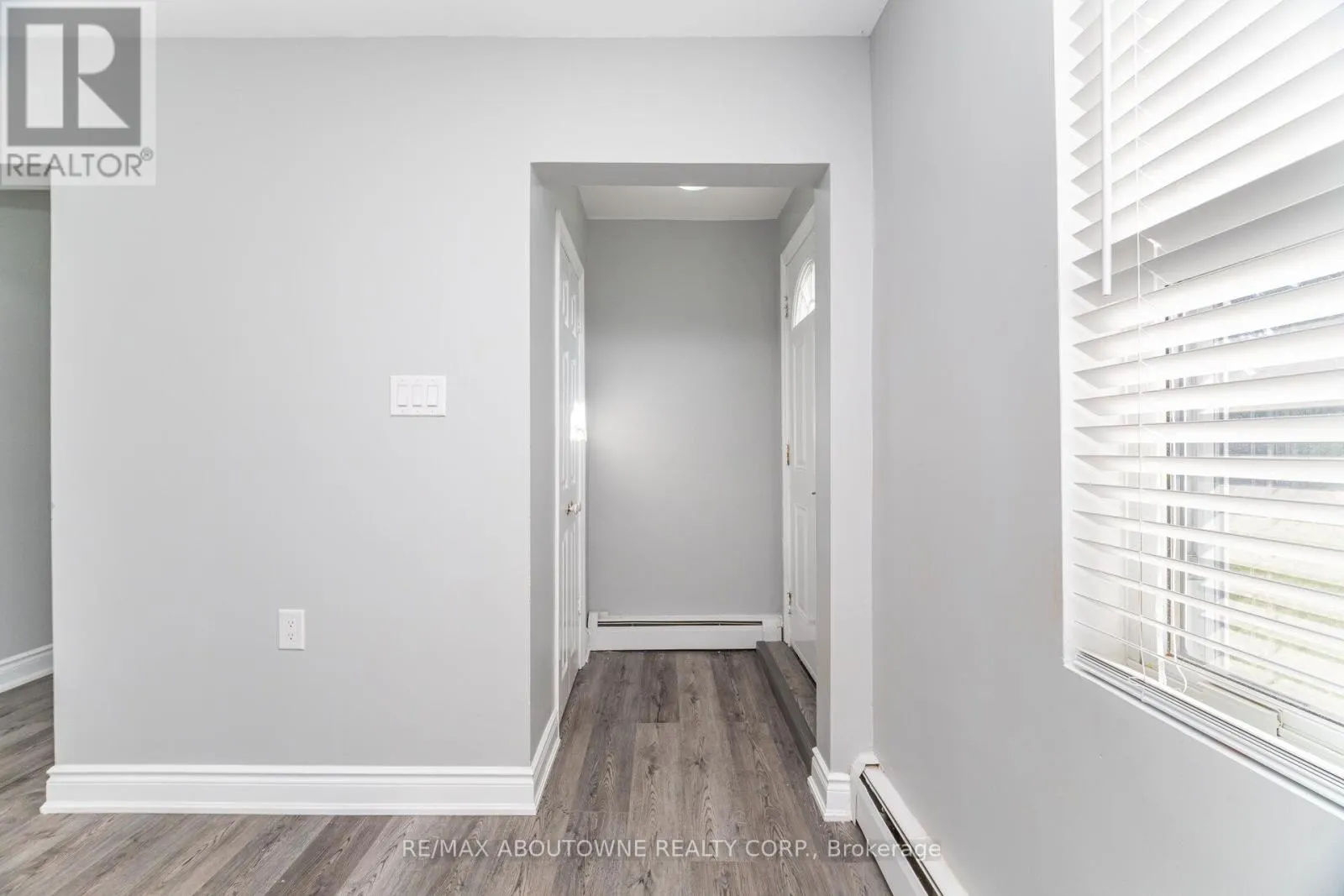 2077 LEIGHLAND ROAD