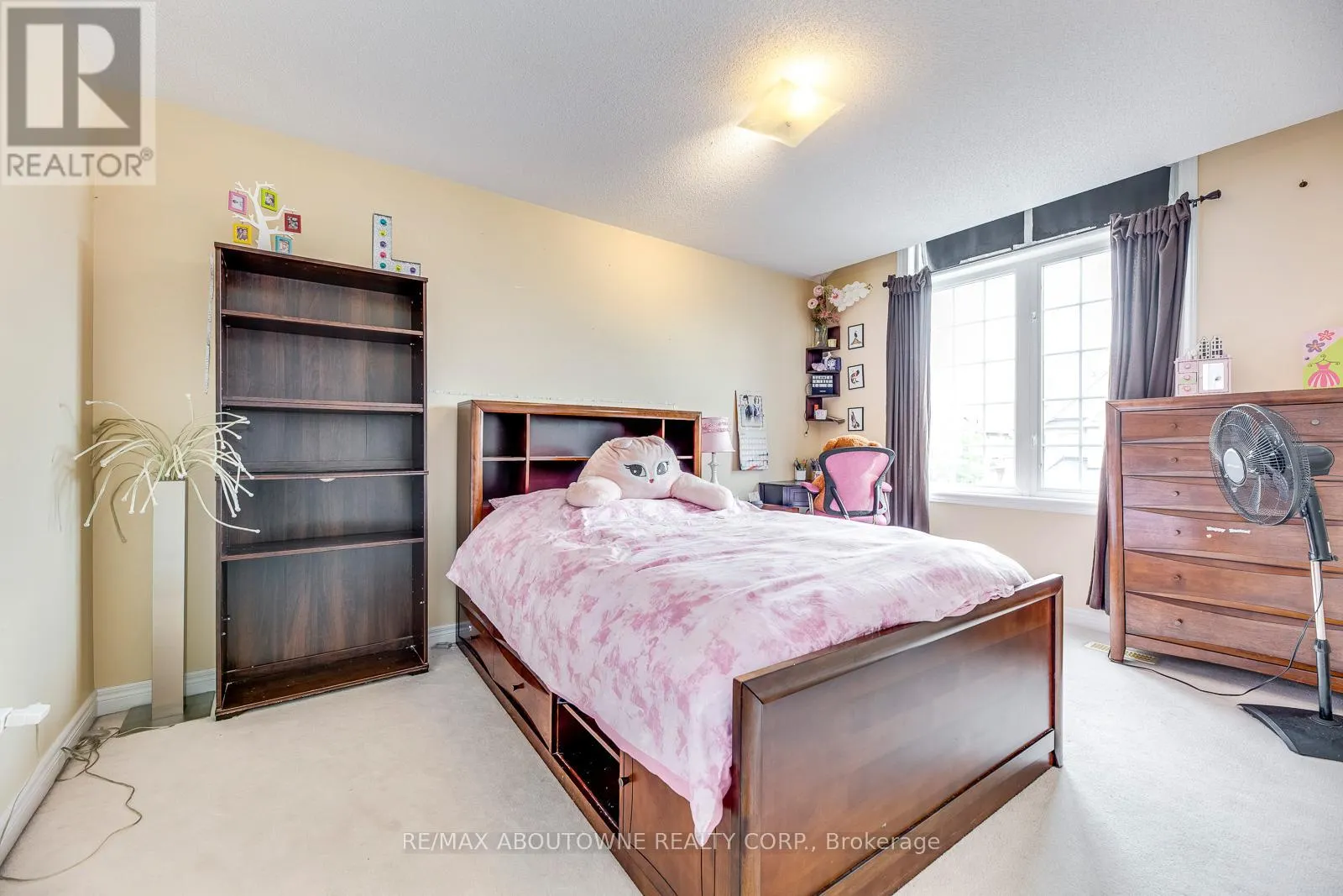1198 AGRAM DRIVE