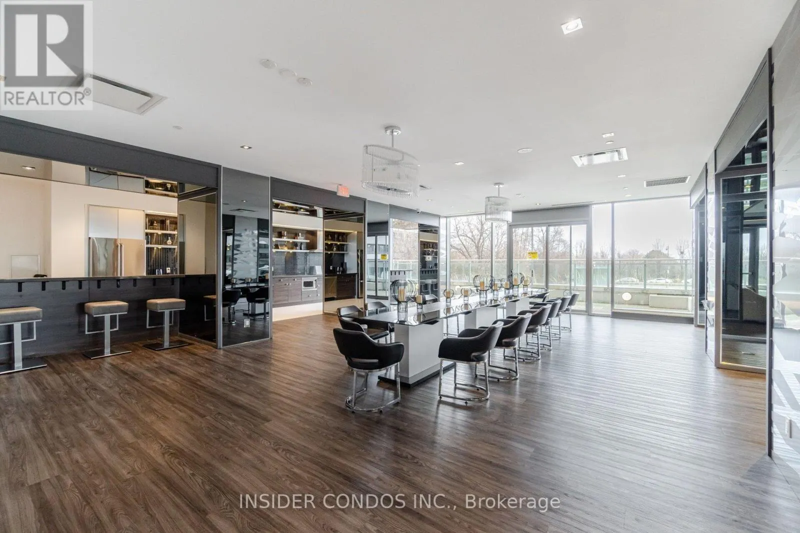 1307 - 33 SHORE BREEZE DRIVE