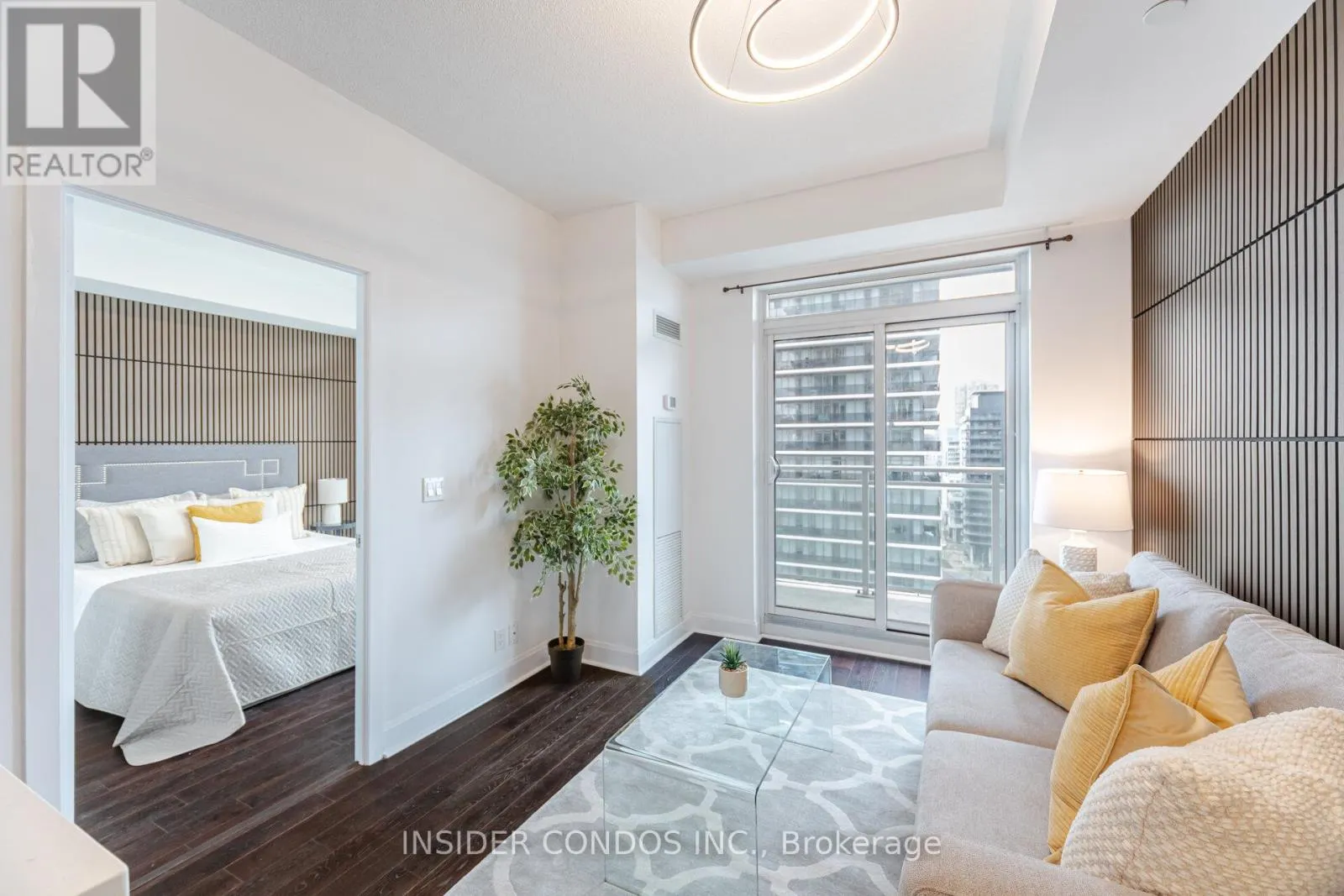 1307 - 33 SHORE BREEZE DRIVE