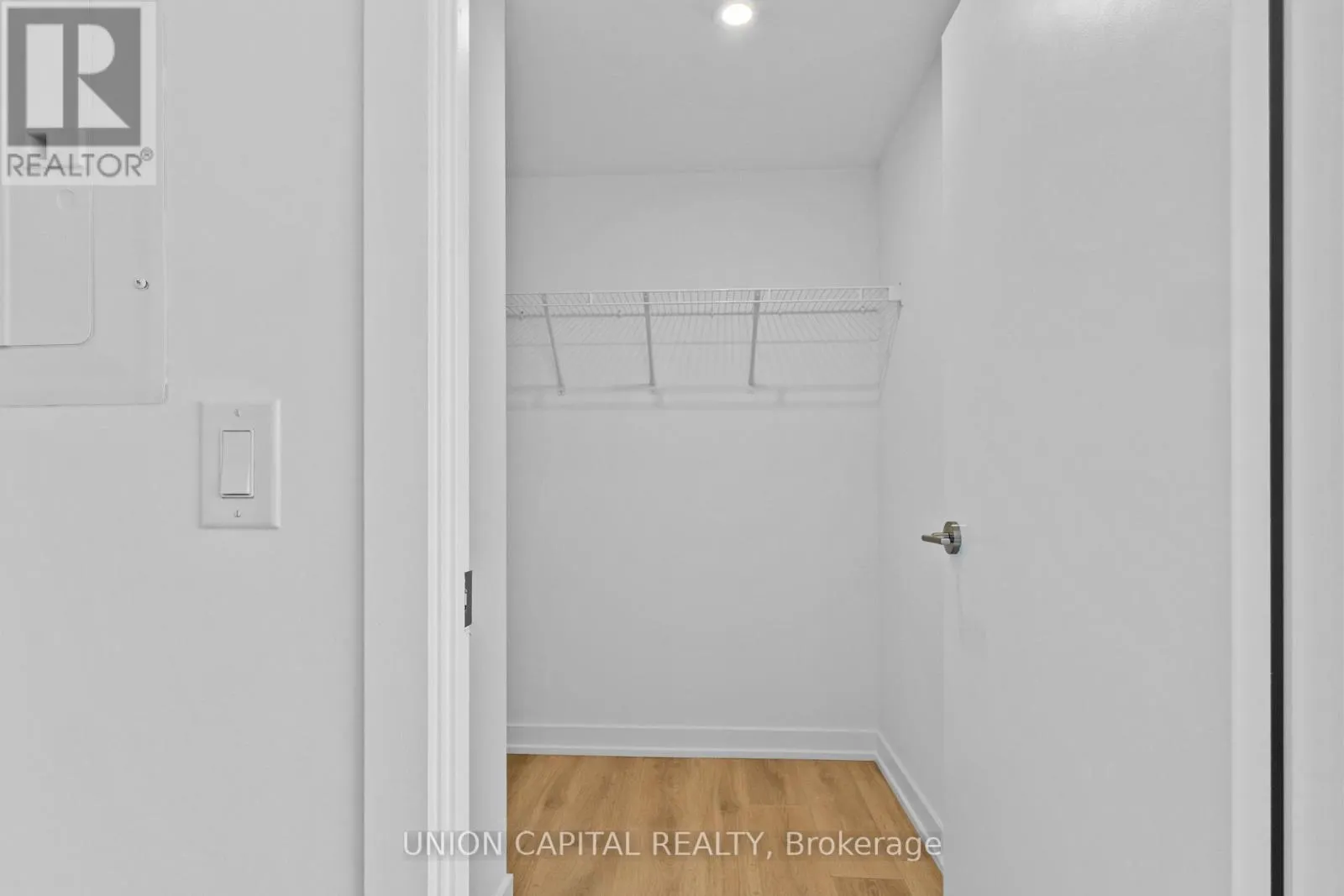 PH06 - 1100 SHEPPARD AVENUE W