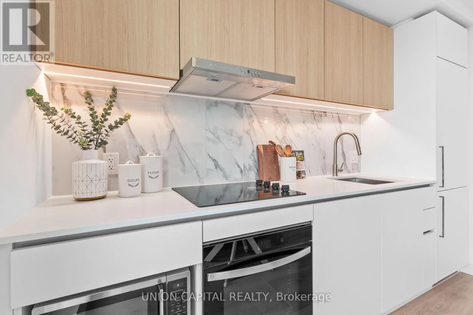 PH06 - 1100 SHEPPARD AVENUE W