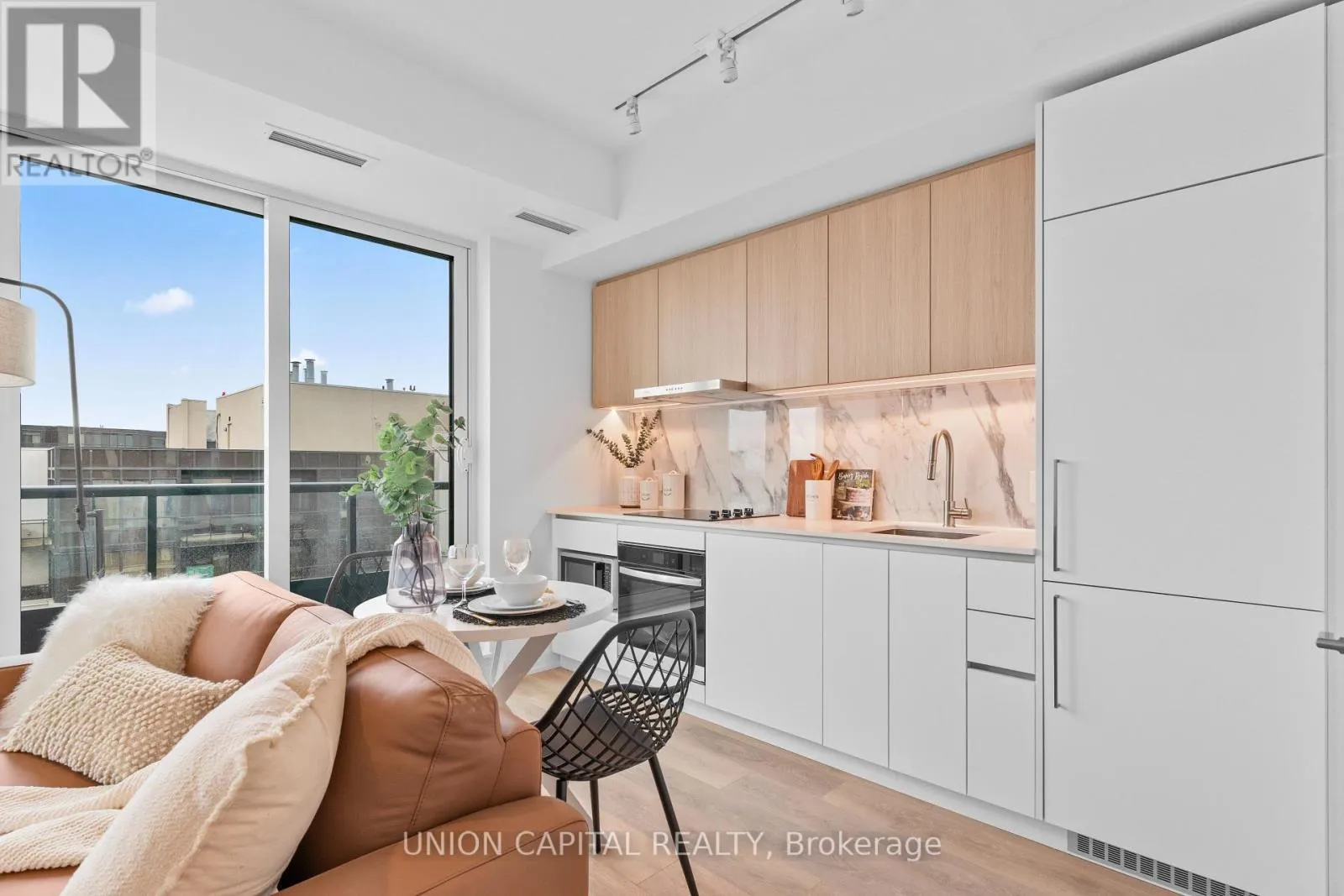 PH06 - 1100 SHEPPARD AVENUE W
