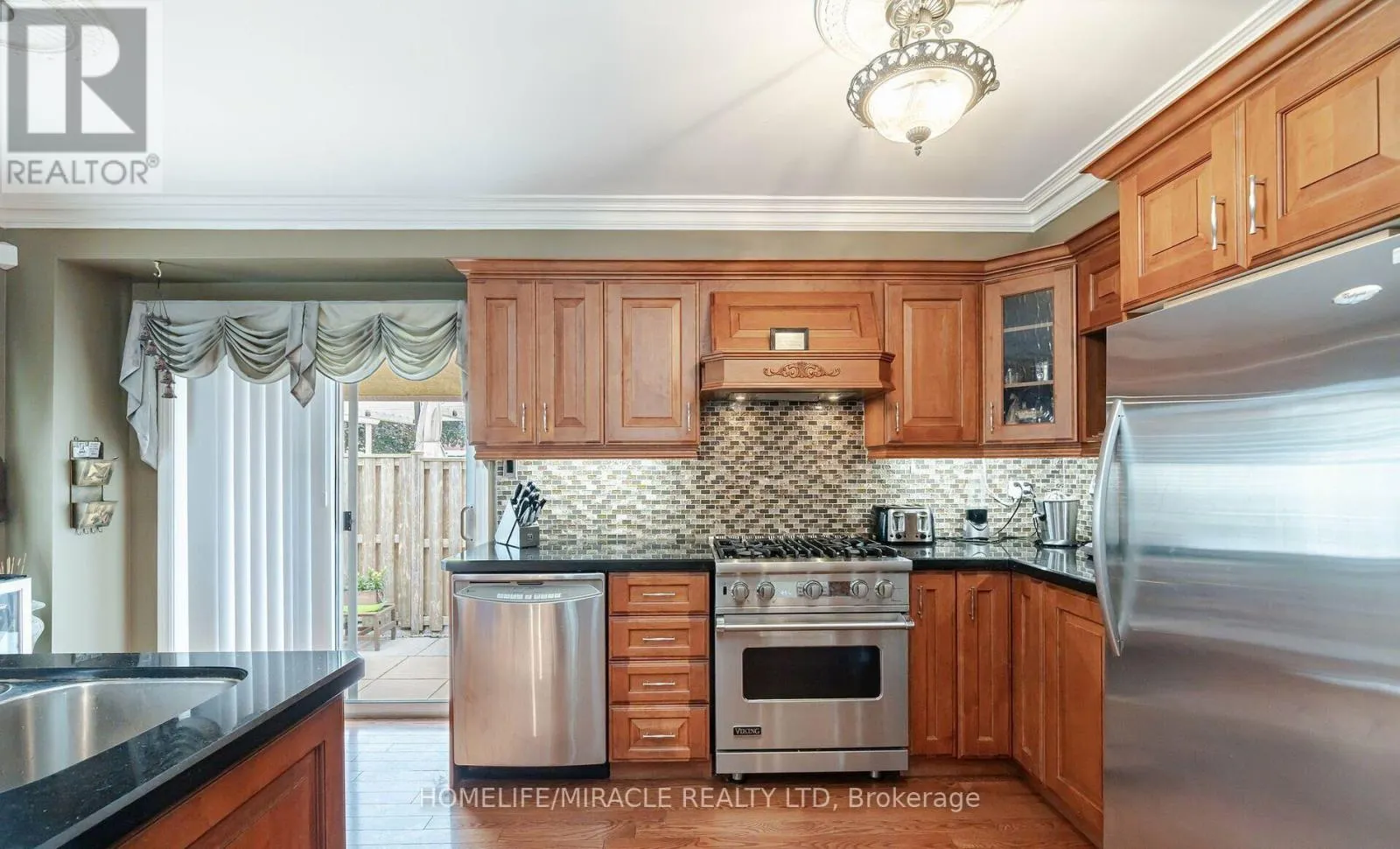 129 VAN SCOTT DRIVE