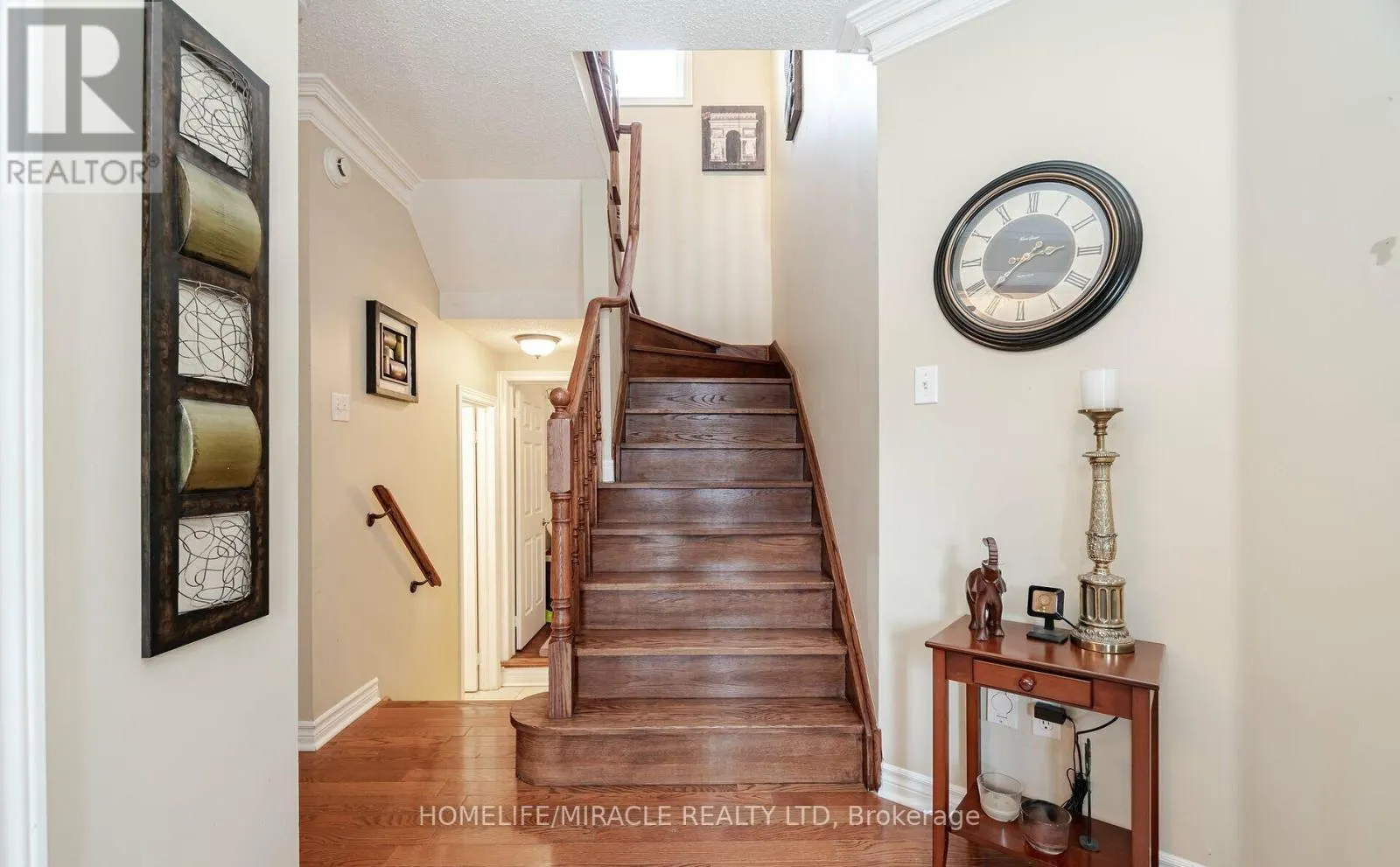 129 VAN SCOTT DRIVE
