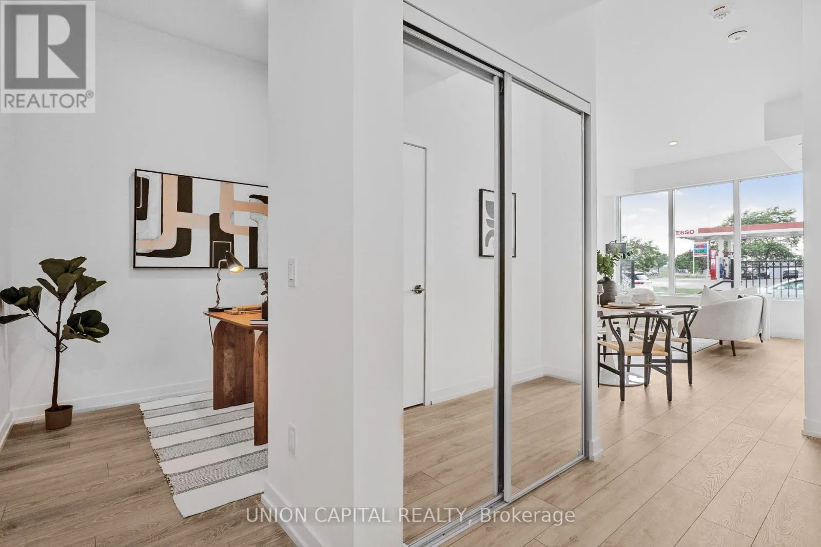 121 - 1100 SHEPPARD AVENUE W