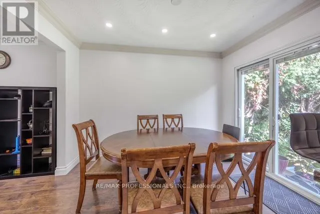 109 BOTFIELD AVENUE