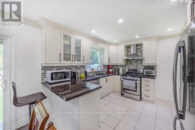 109 BOTFIELD AVENUE