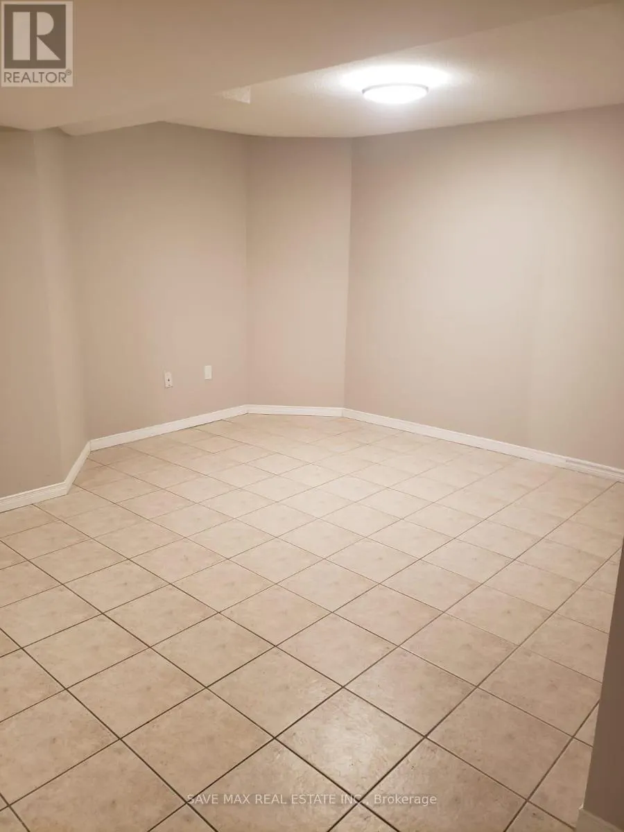 4 IVORY TUSK COURT