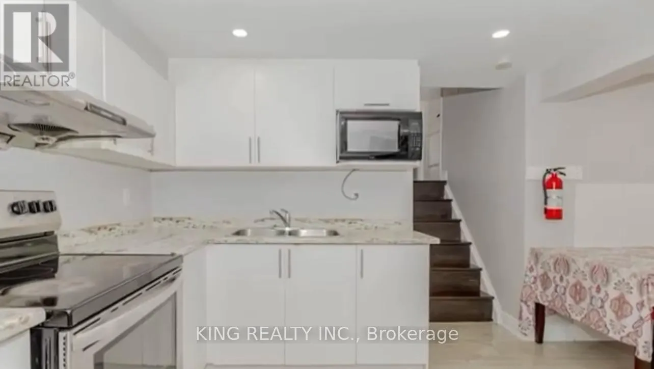 87 ALOMA CRESCENT