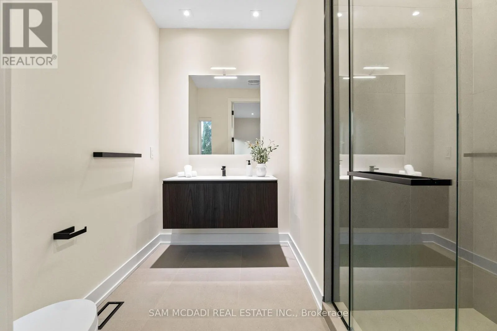 2075 SHAWANAGA TRAIL