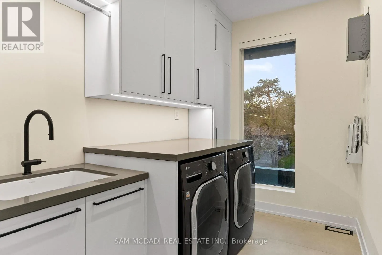 2075 SHAWANAGA TRAIL