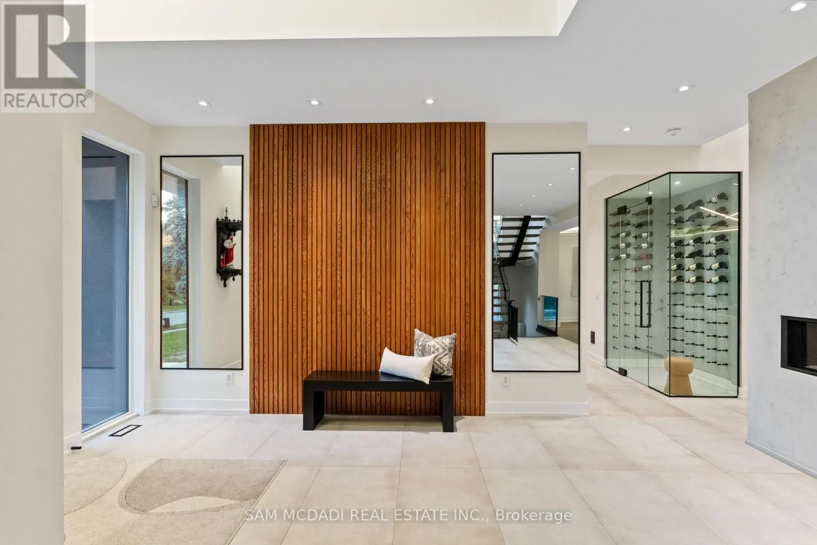 2075 SHAWANAGA TRAIL