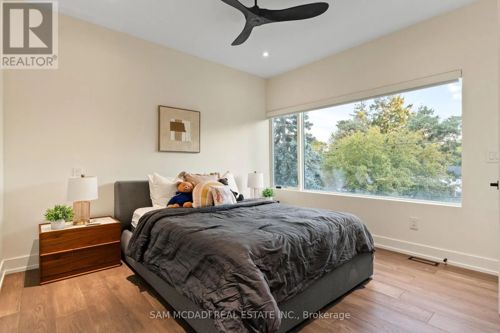 2075 SHAWANAGA TRAIL