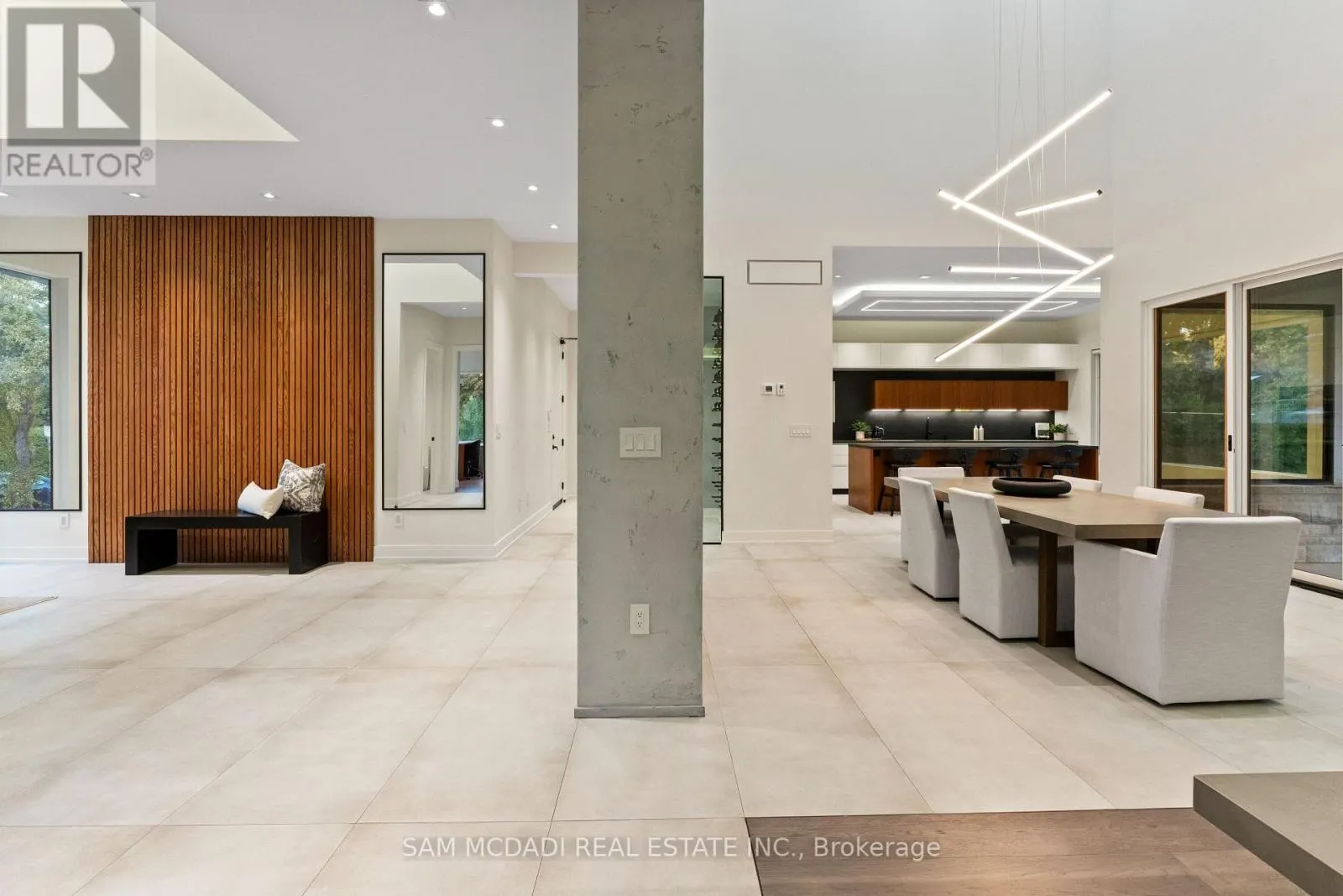 2075 SHAWANAGA TRAIL