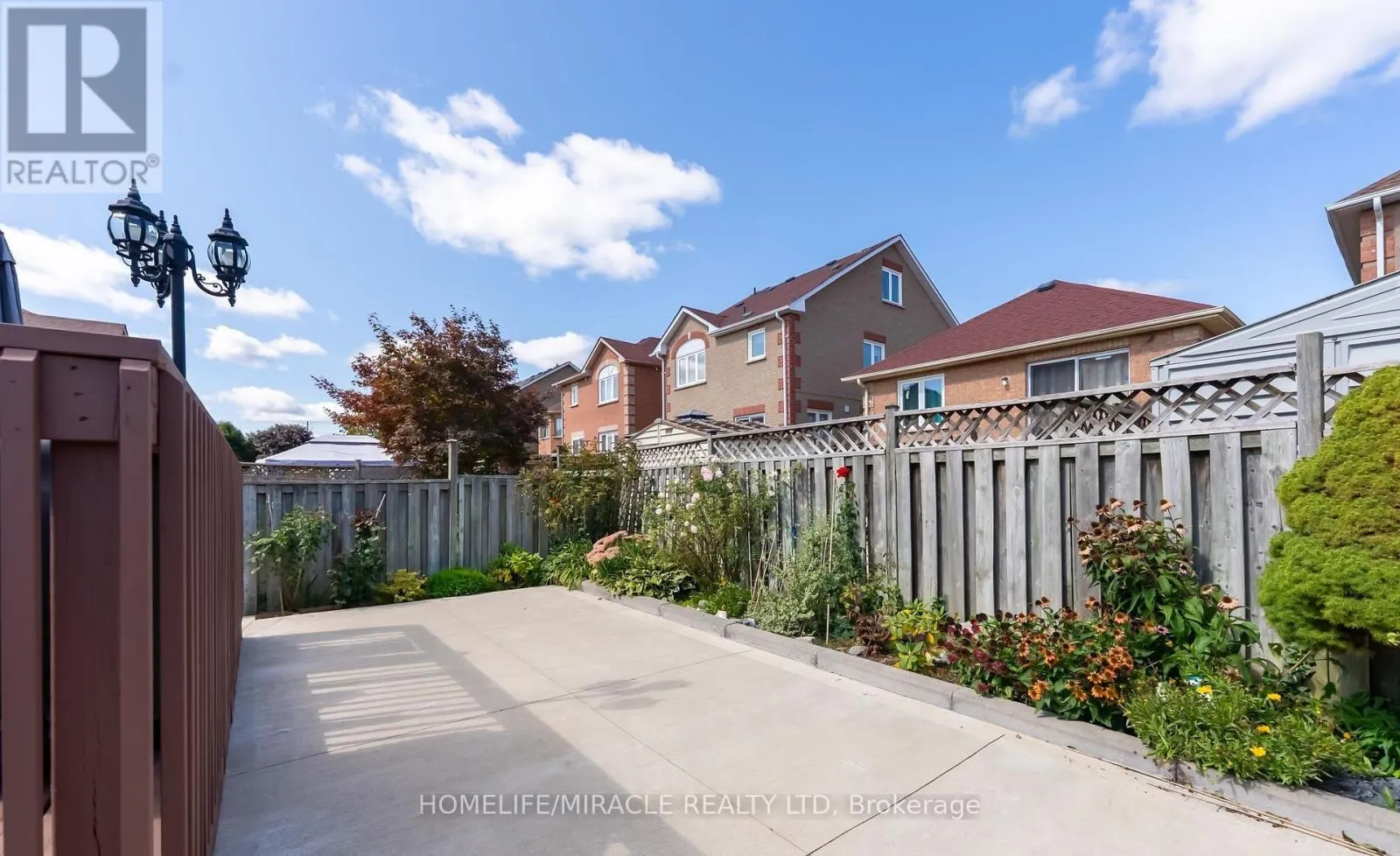 23 MOSLEY CRESCENT