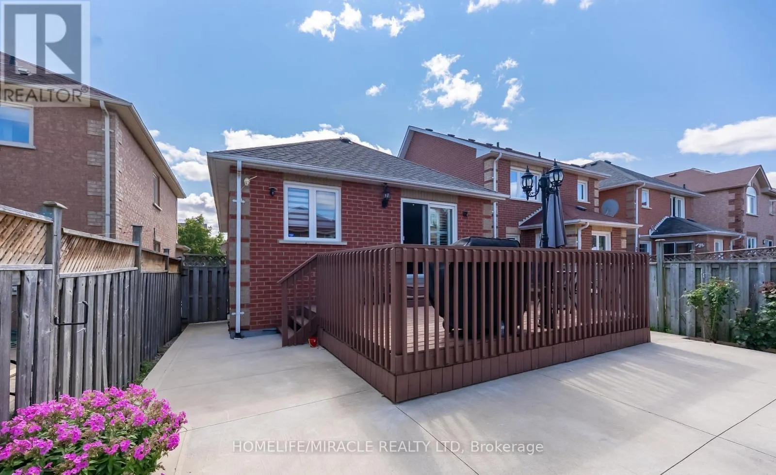 23 MOSLEY CRESCENT