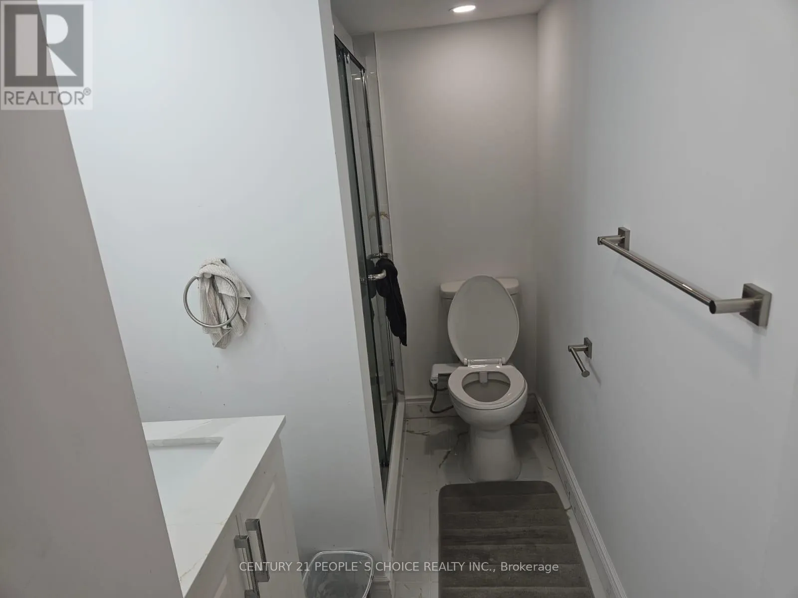 65 OLYMPIA CRESCENT