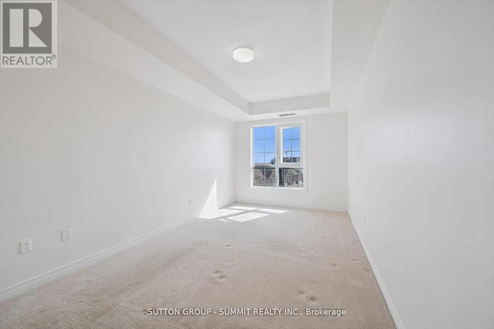 433 - 216 OAK PARK BOULEVARD