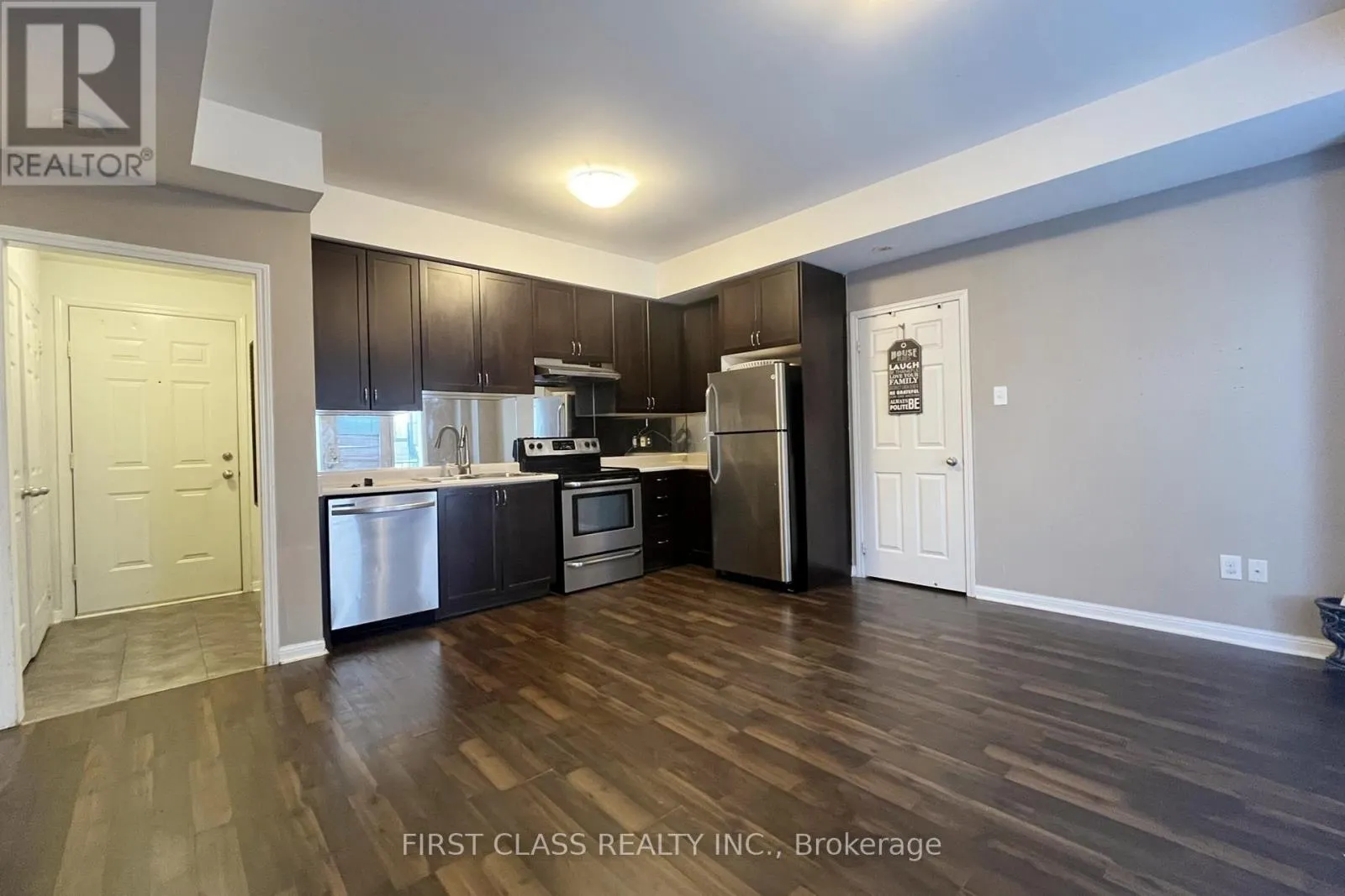 10 - 2891 RIO COURT