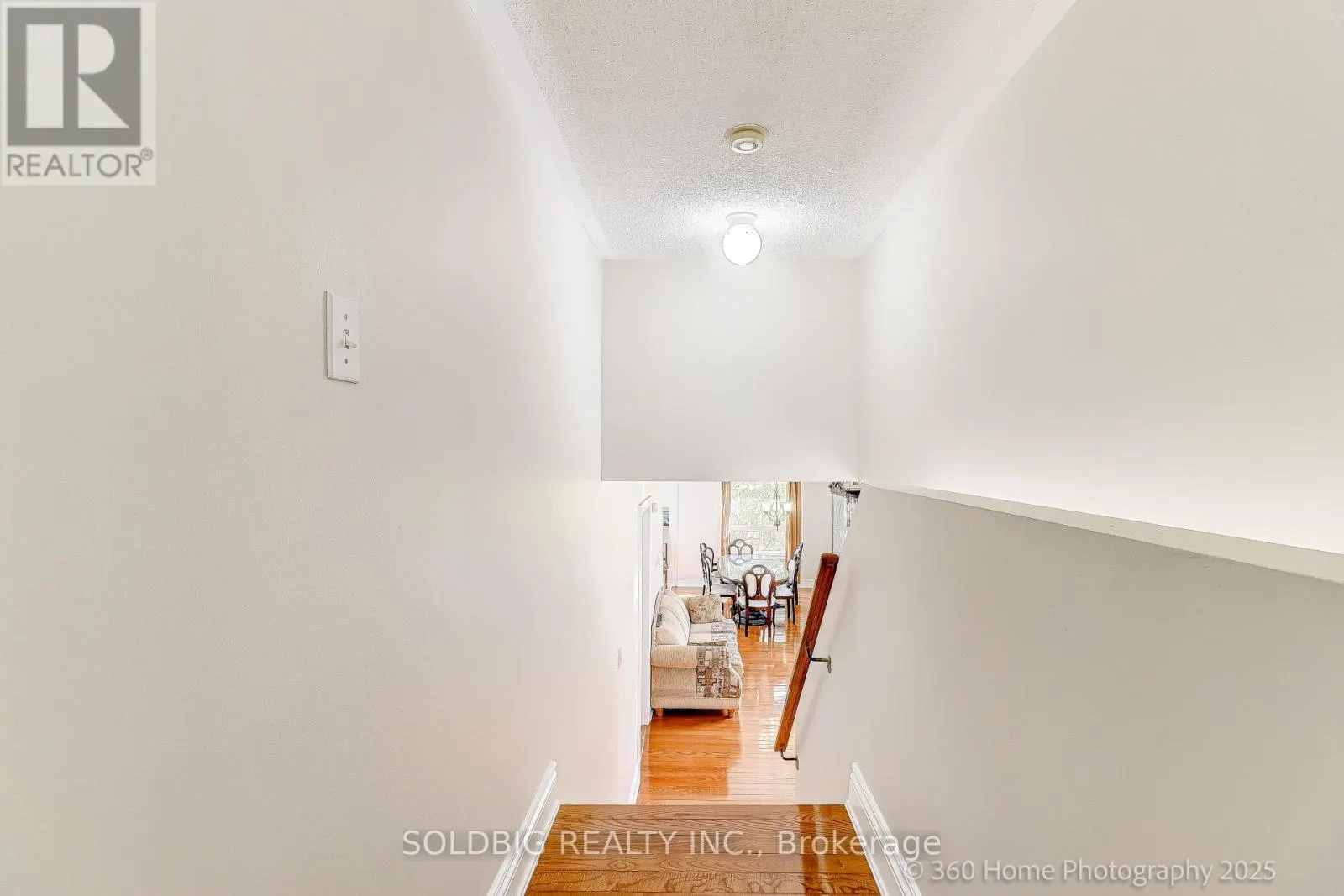 25 TRAILRIDGE DRIVE