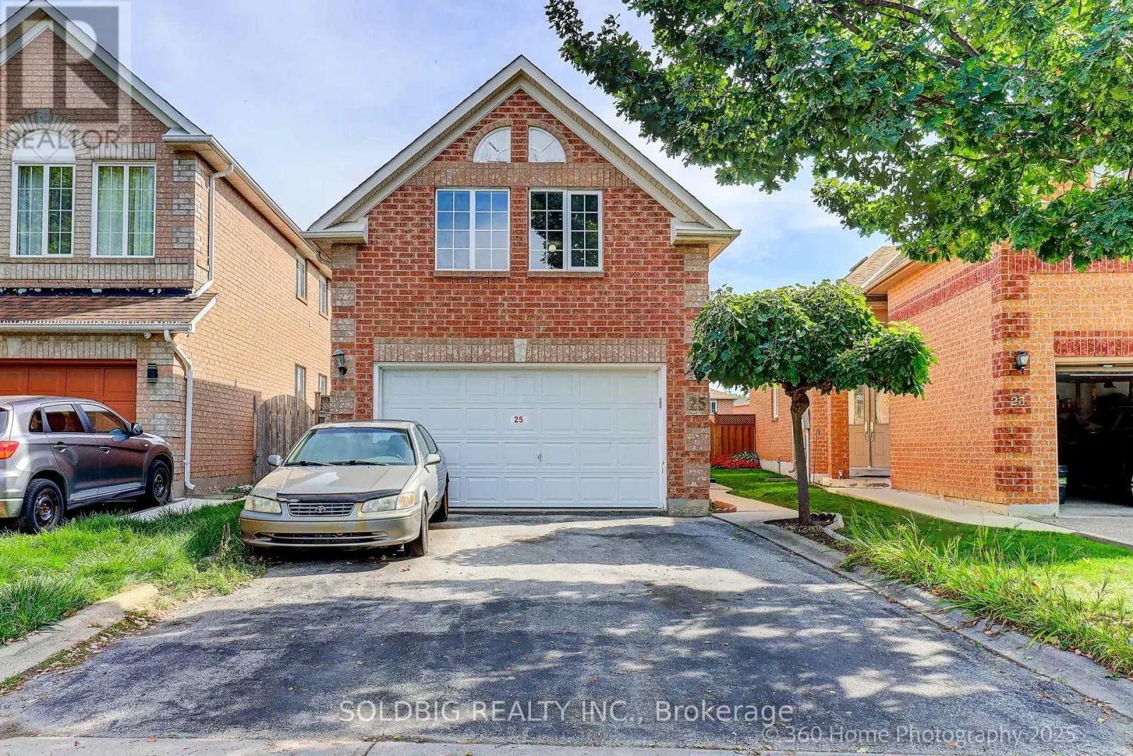 25 TRAILRIDGE DRIVE