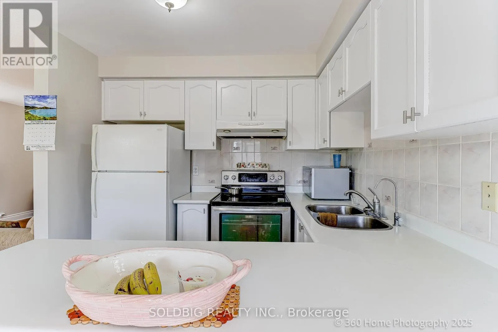 25 TRAILRIDGE DRIVE