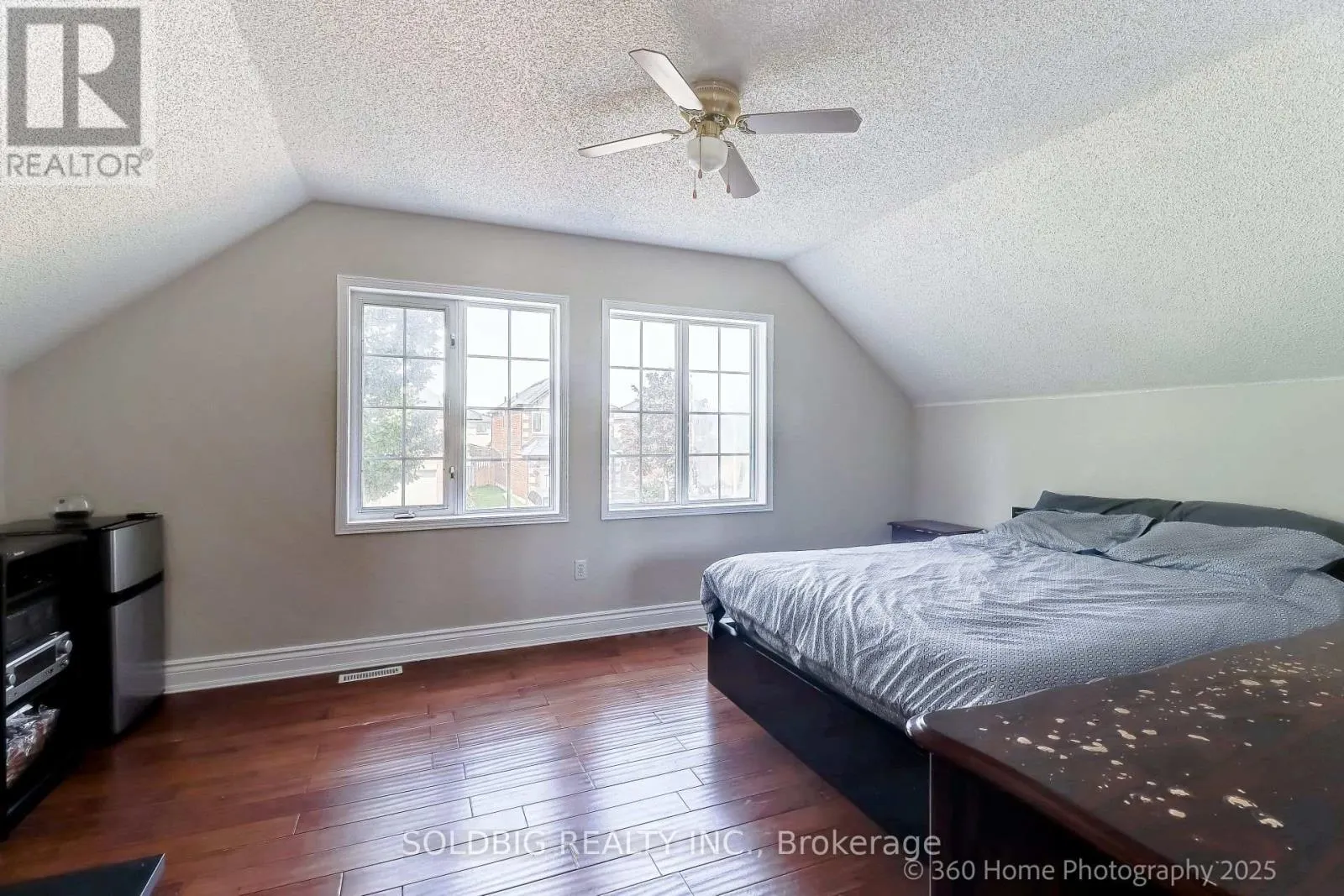 25 TRAILRIDGE DRIVE