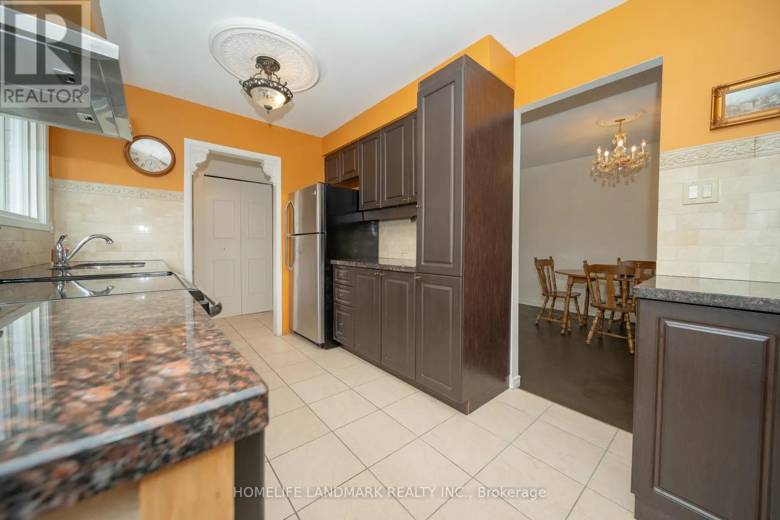 6929 BILBAO LANE