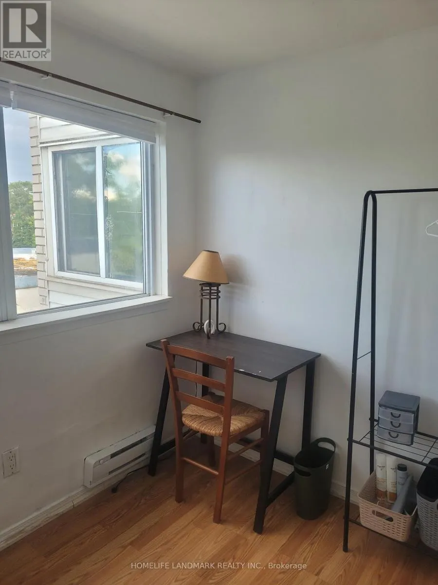 #1 - 3335 LAKE SHORE BOULEVARD W