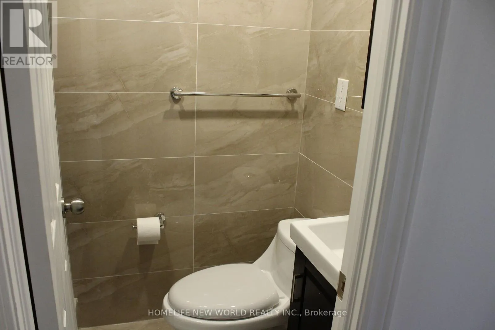 301 - 2466 ST CLAIR AVENUE W