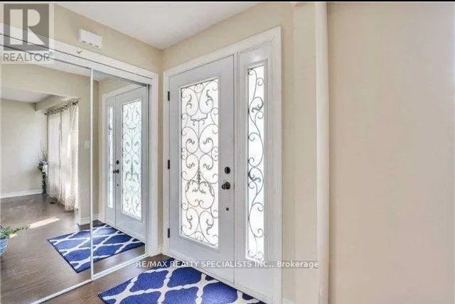 UPPER - 13 MONTJOY CRESCENT