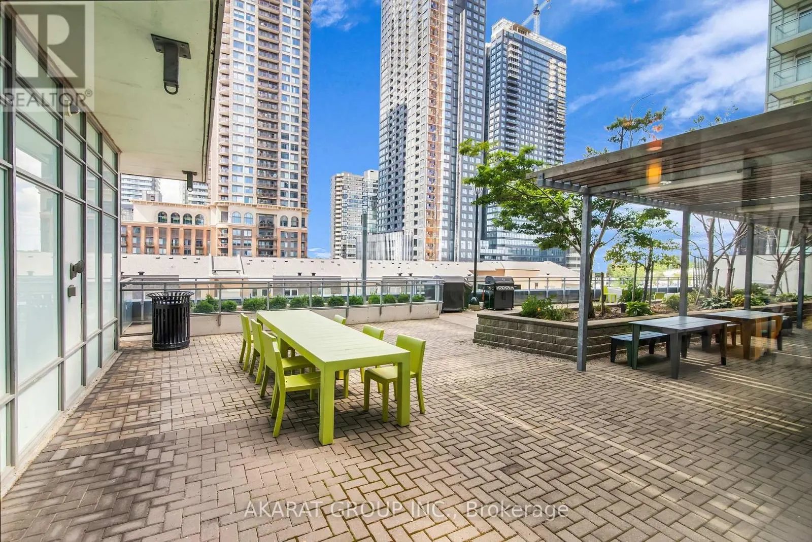 2602 - 360 SQUARE ONE DRIVE