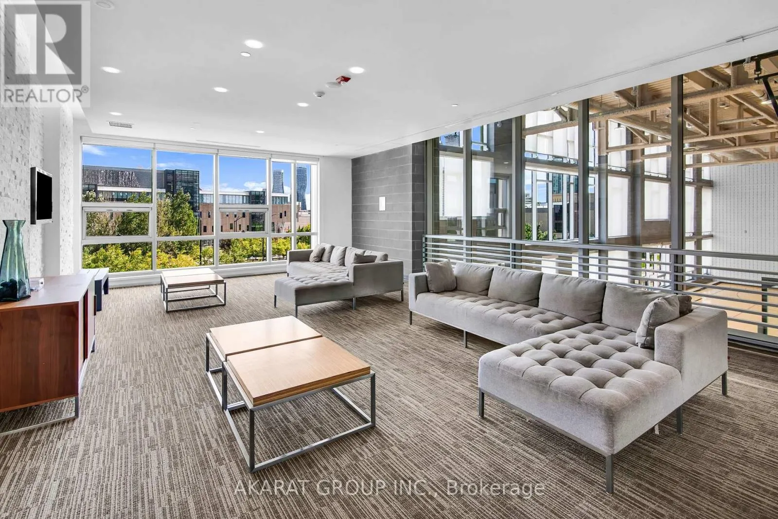 2602 - 360 SQUARE ONE DRIVE