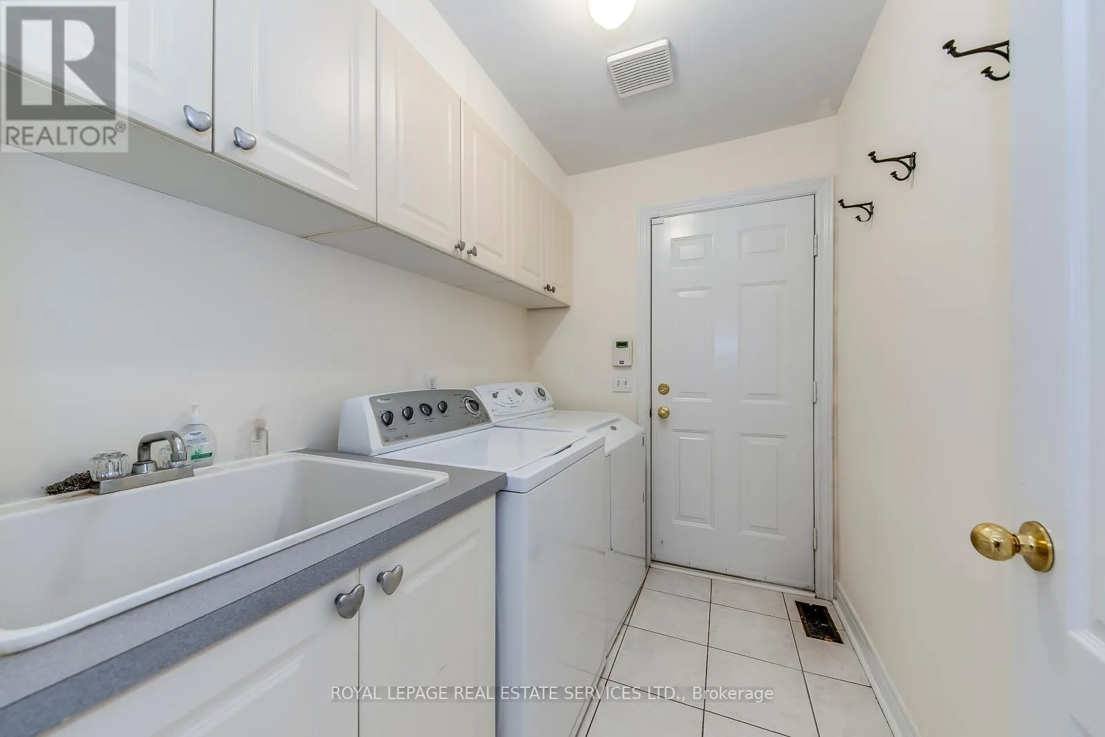 1544 BAYSHIRE DRIVE