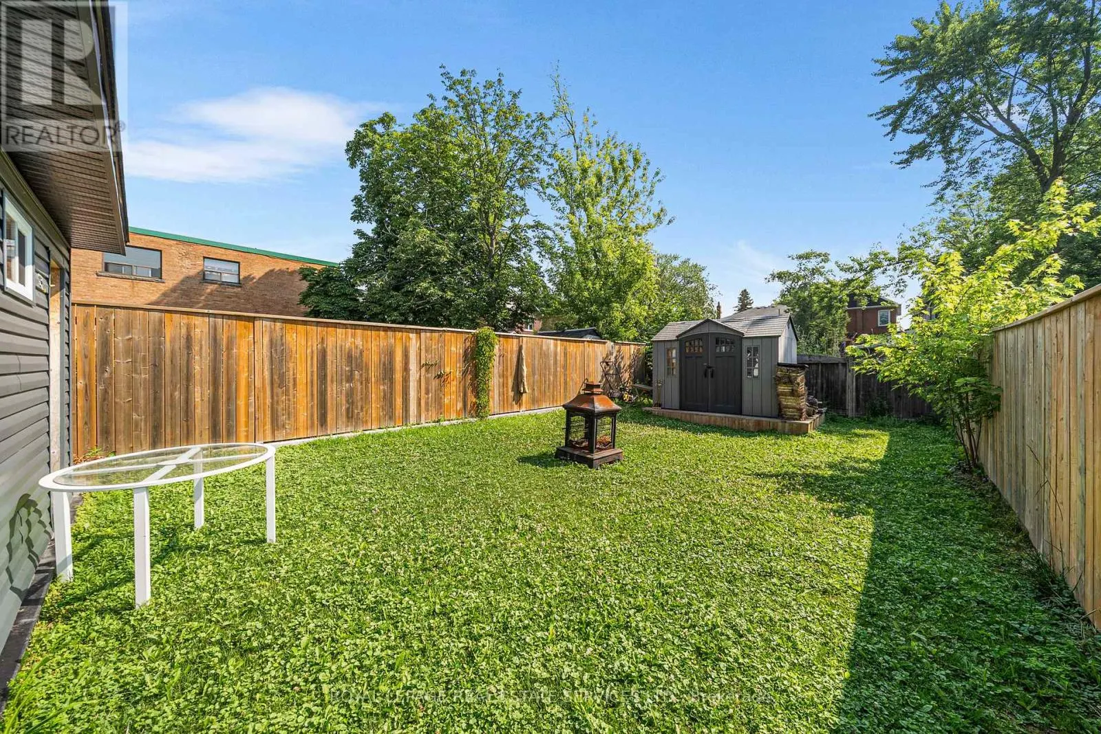 3 - 50 ARCADIAN CIRCLE